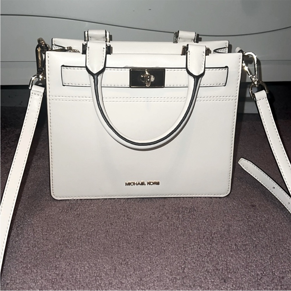 Michael Kors crossbody purse